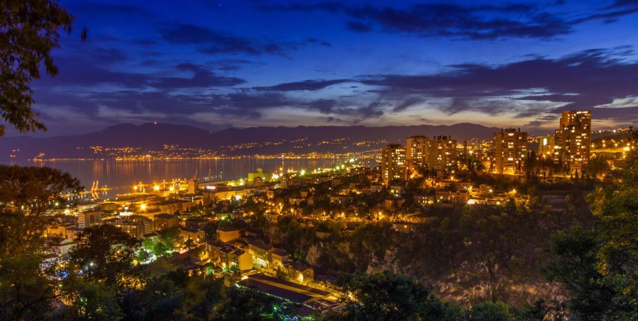 Luxflat20 Apartman Fiume Kültér fotó